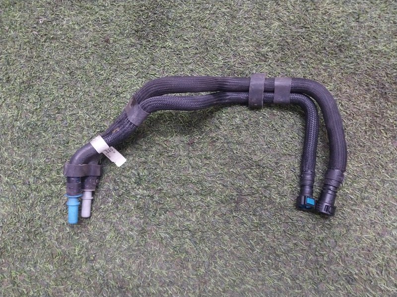 Трубка топливная