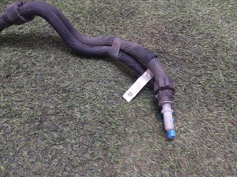 Трубка топливная