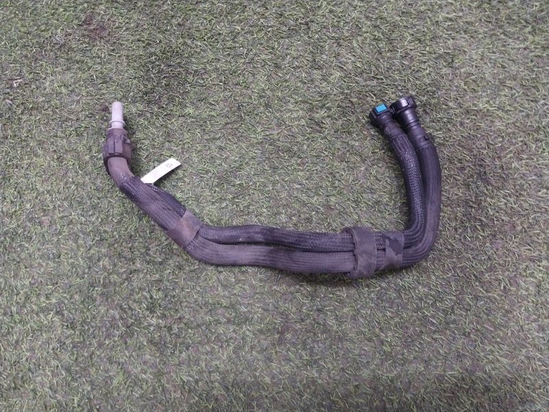 Трубка топливная