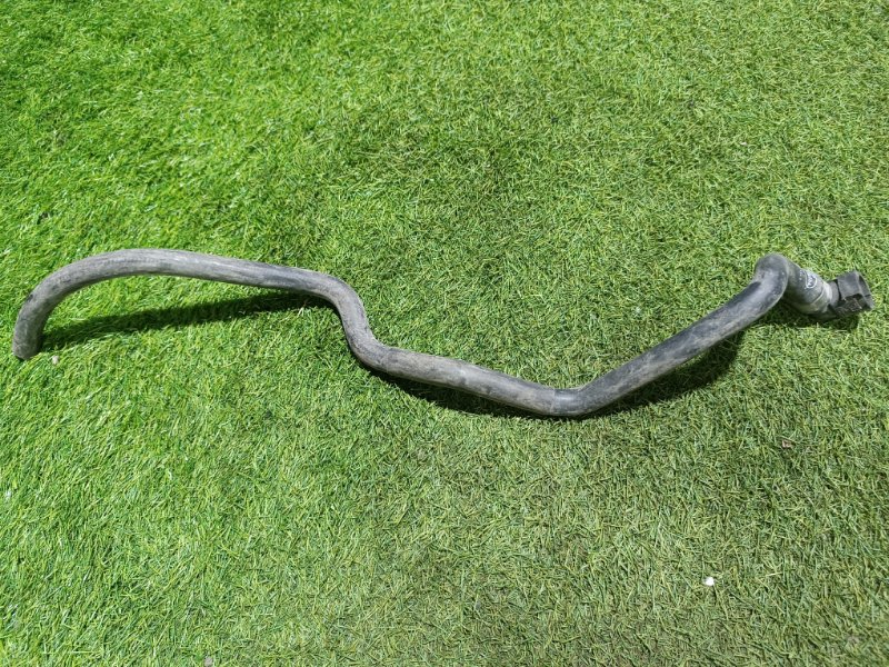 Шланг системы охлаждения