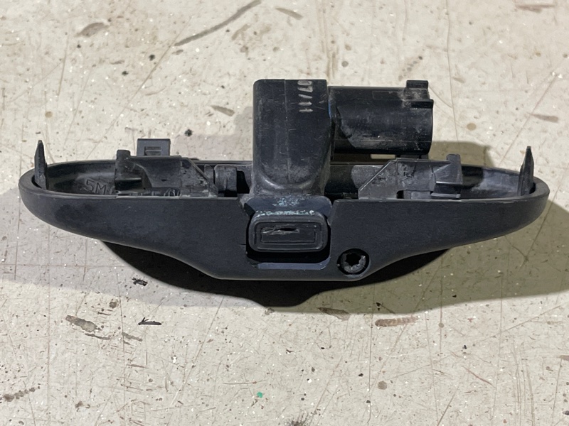 Форсунка омывателя лобового стекла