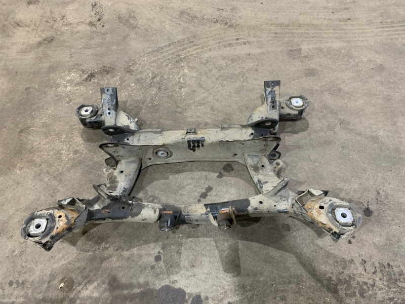 Балка задняя