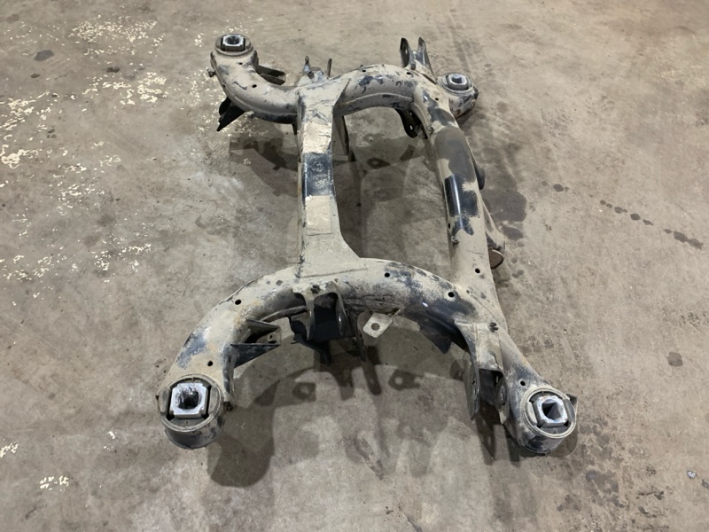 Балка задняя