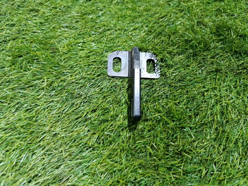 Замок багажника