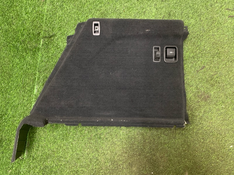 Обшивка багажника