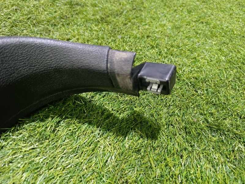 Обшивка багажника