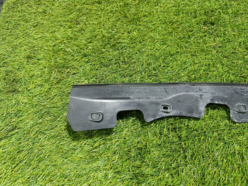 Уплотнитель двери