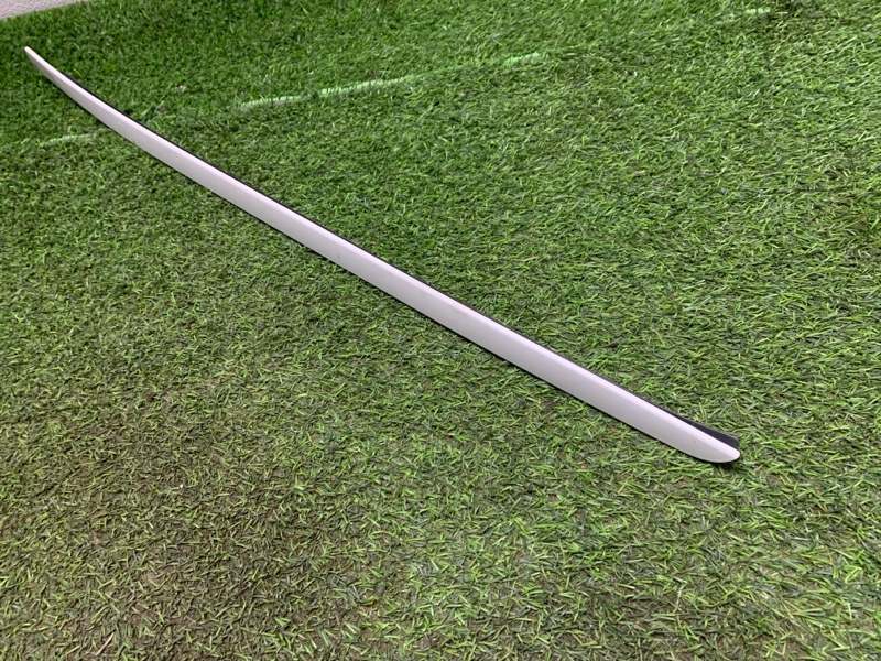 Молдинг лобового стекла