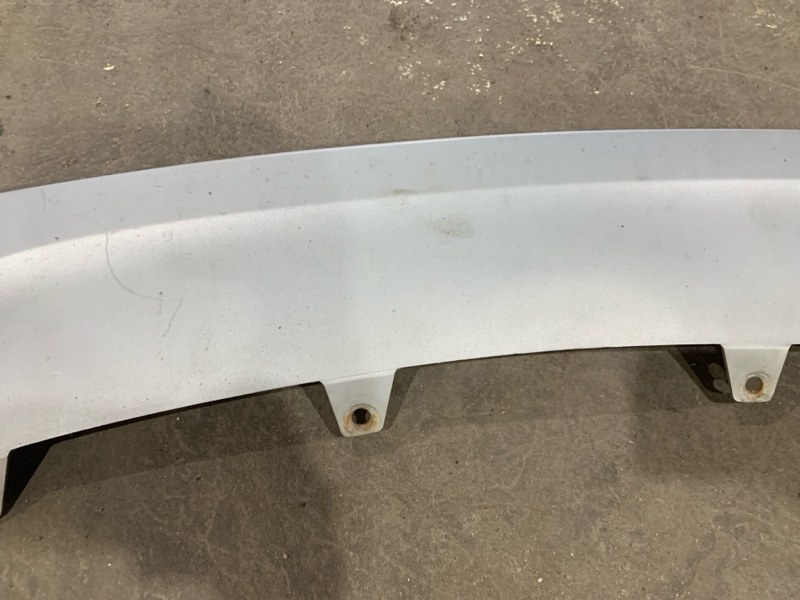 Накладка переднего бампера