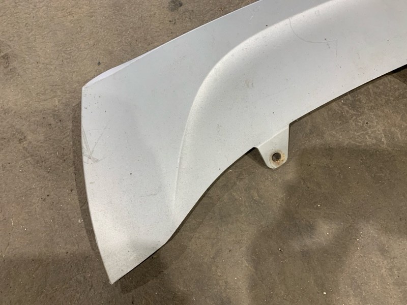 Накладка переднего бампера