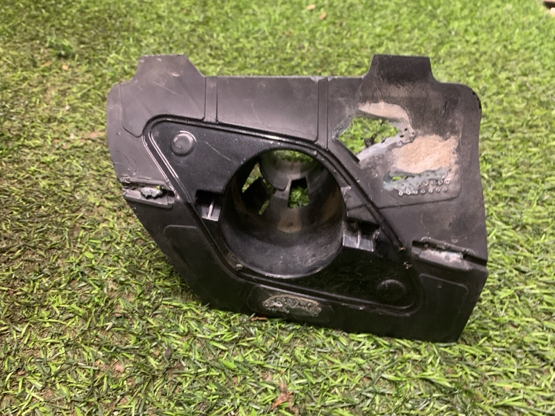 Кронштейн форсунки омывателя фары