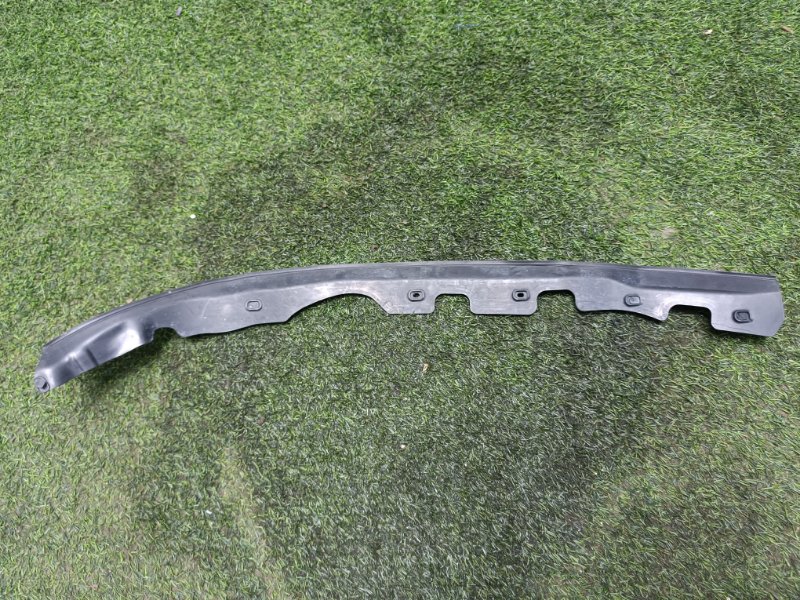 Накладка двери передней левой