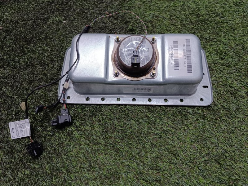 Подушка безопасности пассажирская (в торпедо)