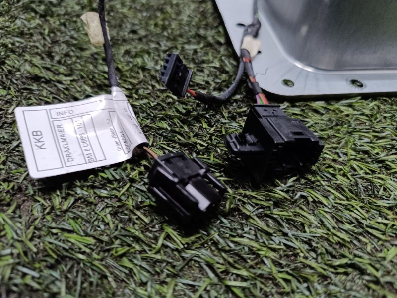 Подушка безопасности пассажирская (в торпедо)