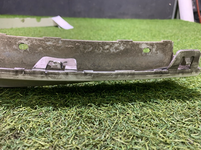 Накладка заднего крыла левого