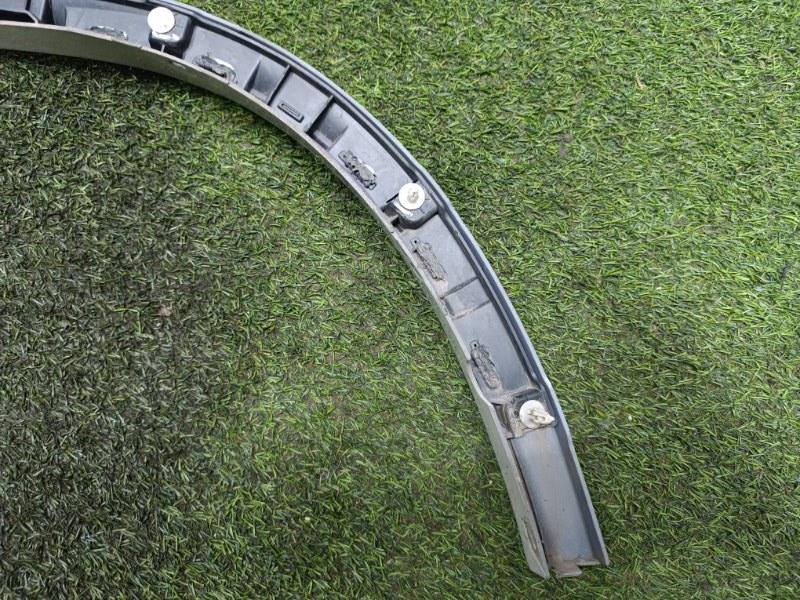 Накладка заднего крыла левого