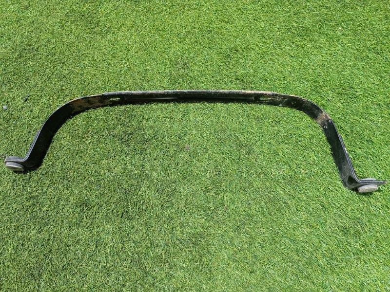 Кронштейн крепления топливного бака