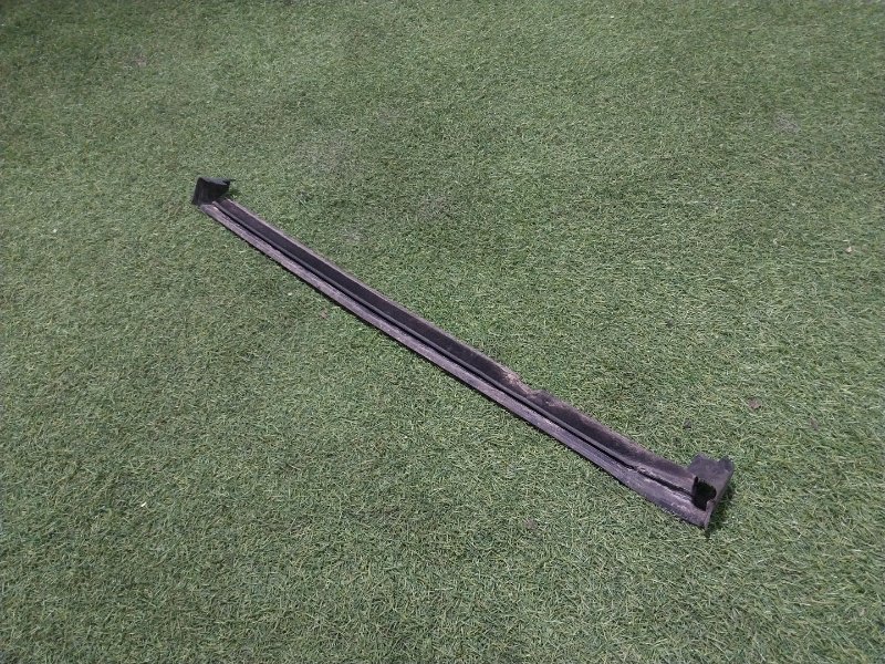 Уплотнитель стекла двери