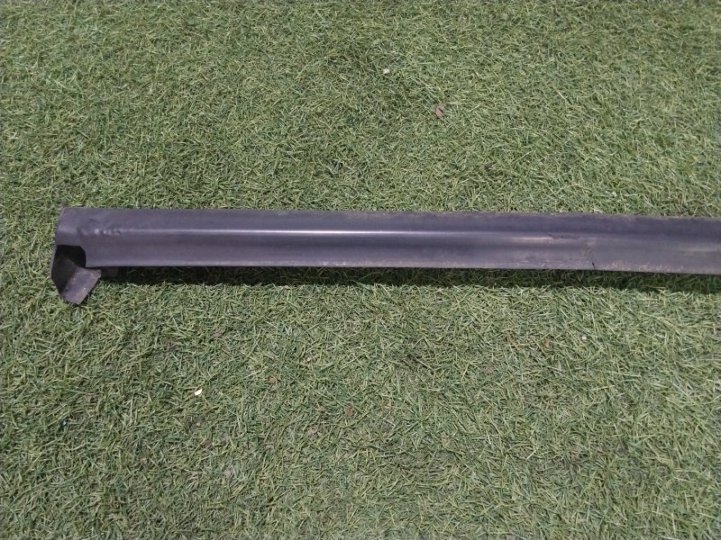 Уплотнитель стекла двери