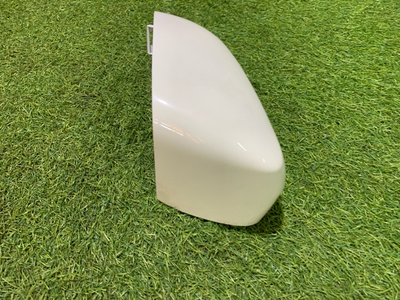 Накладка зеркала левого