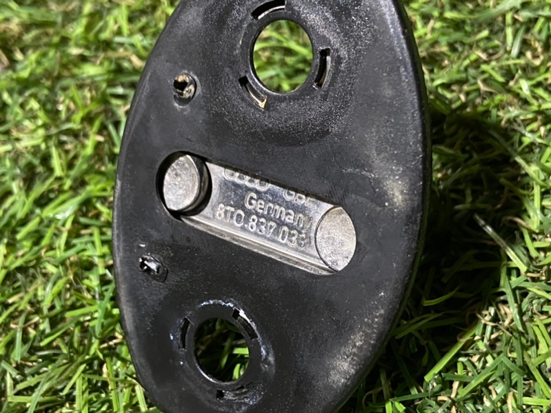 Ограничитель двери