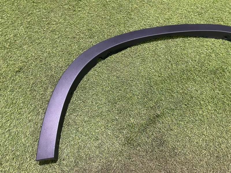 Накладка заднего крыла правого