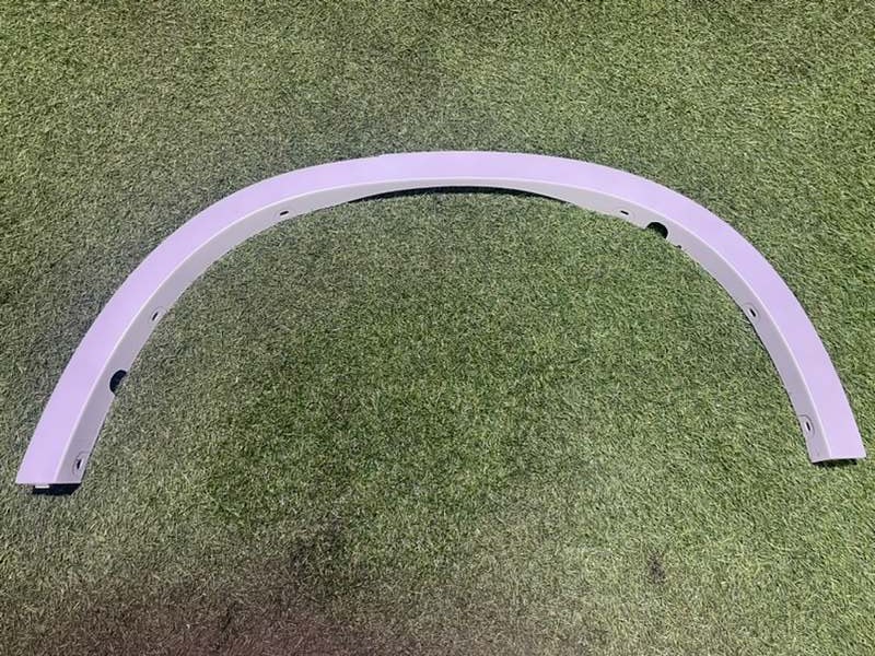 Накладка заднего крыла левого