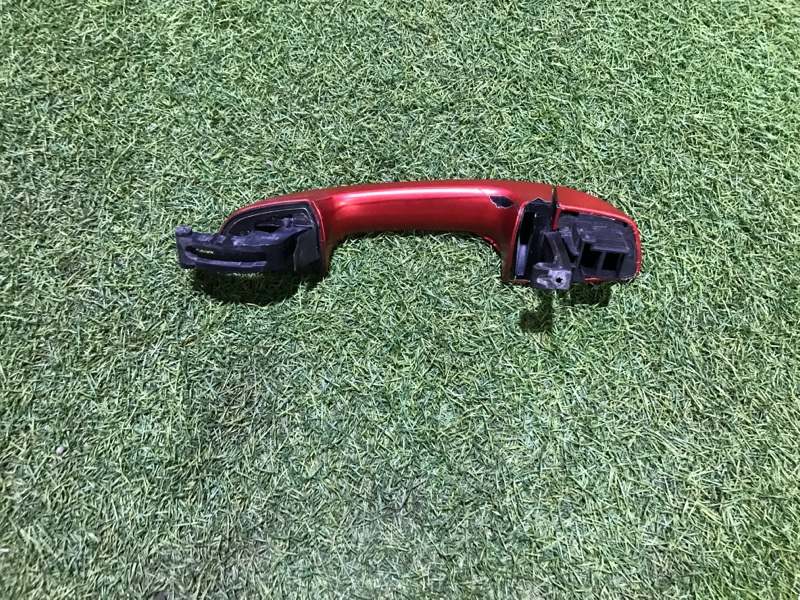 Ручка двери передней наружная левая