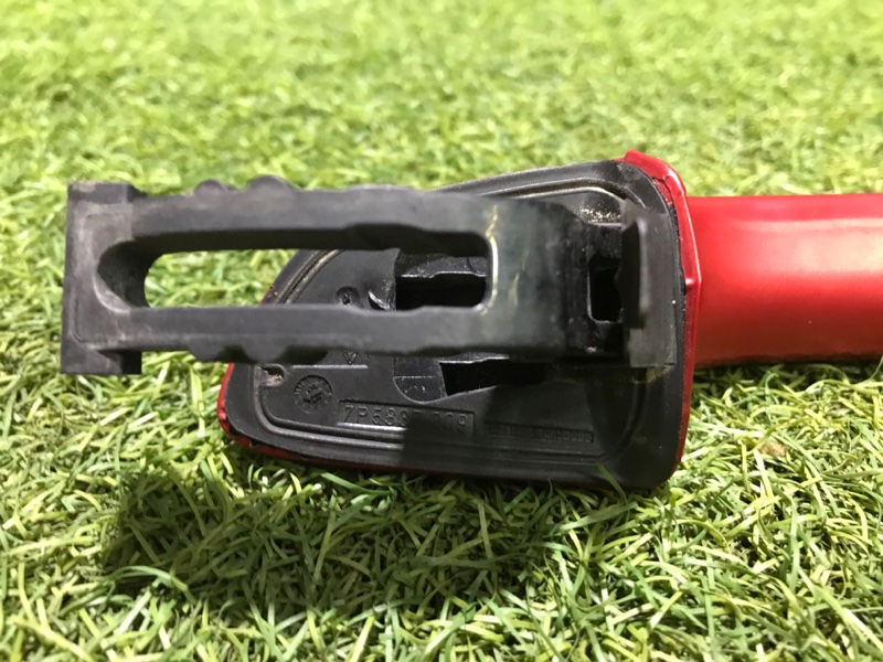 Ручка двери передней наружная левая