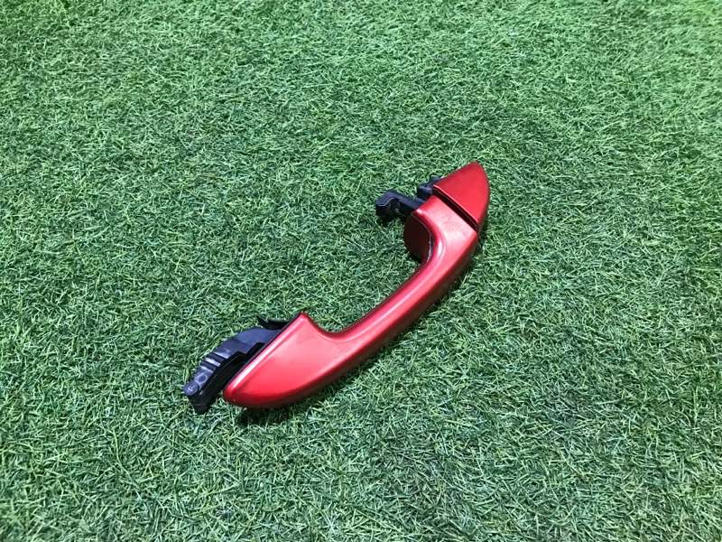 Ручка двери передней наружная левая