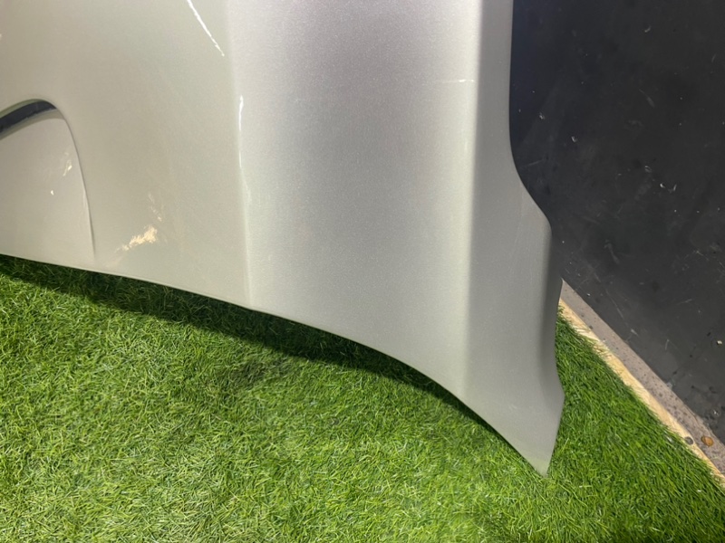 Крыло переднее левое