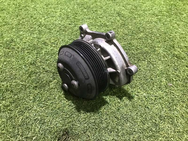 Насос водяной (помпа)