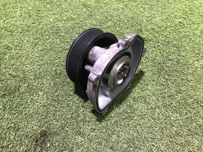 Насос водяной (помпа)