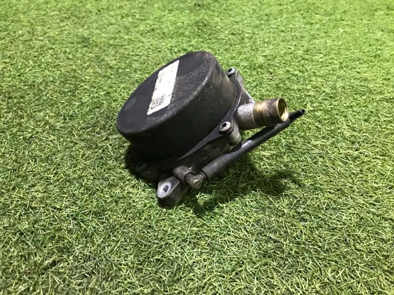 Насос вакуумный