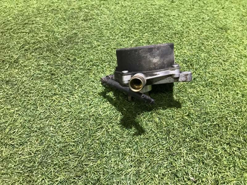 Насос вакуумный