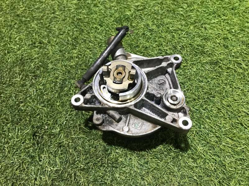 Насос вакуумный