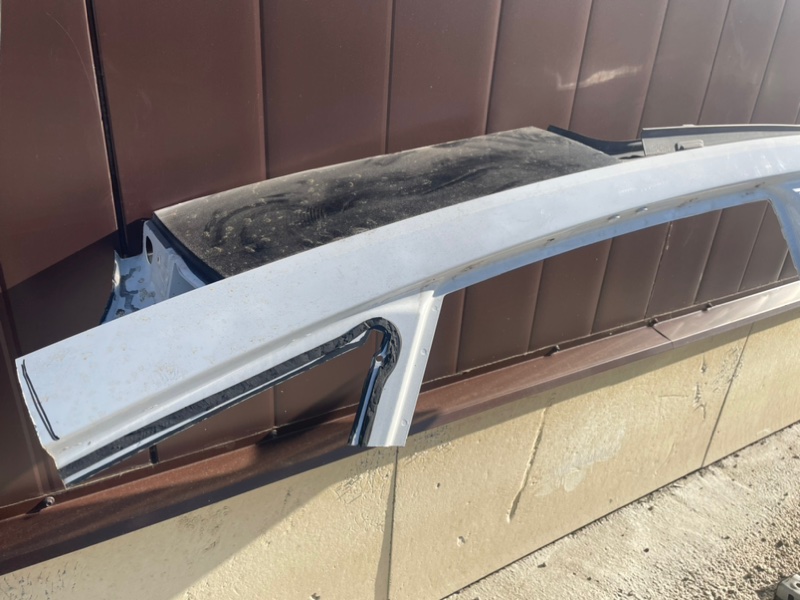 Кузовной элемент