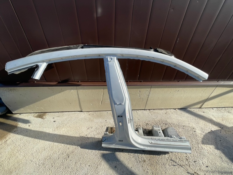 Кузовной элемент