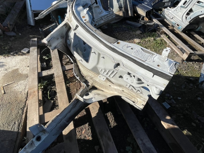 Лонжерон передний правый