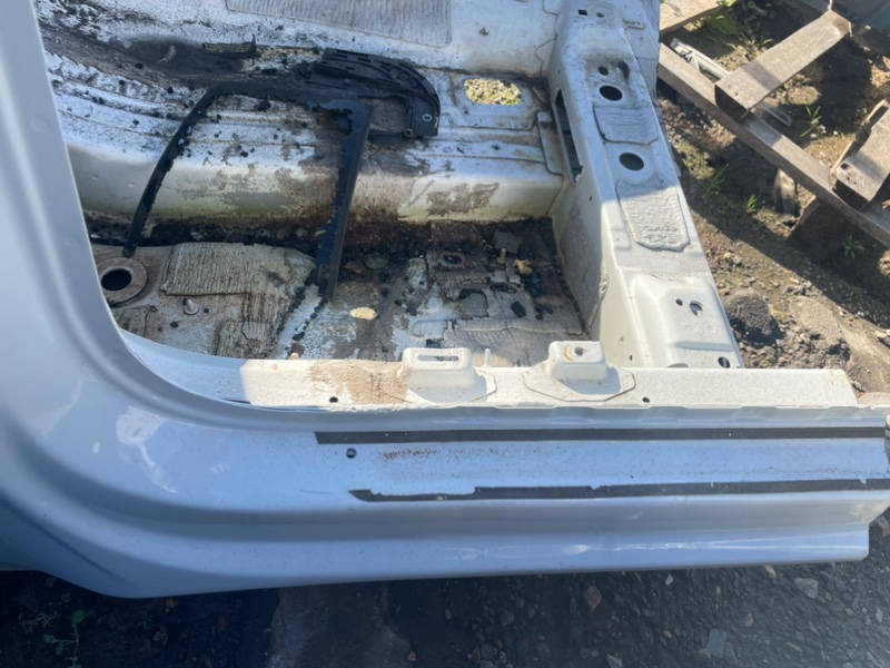 Лонжерон передний правый