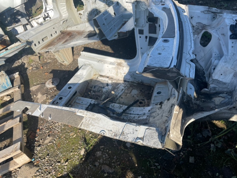 Лонжерон передний левый