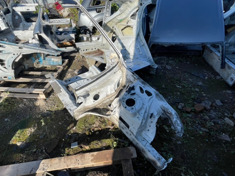 Лонжерон передний левый