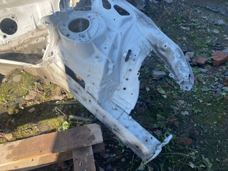 Лонжерон передний левый