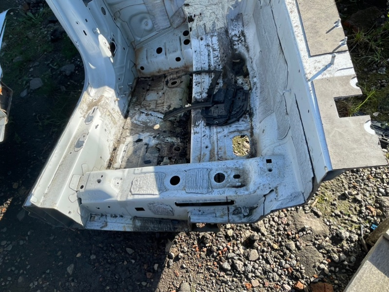 Лонжерон передний левый