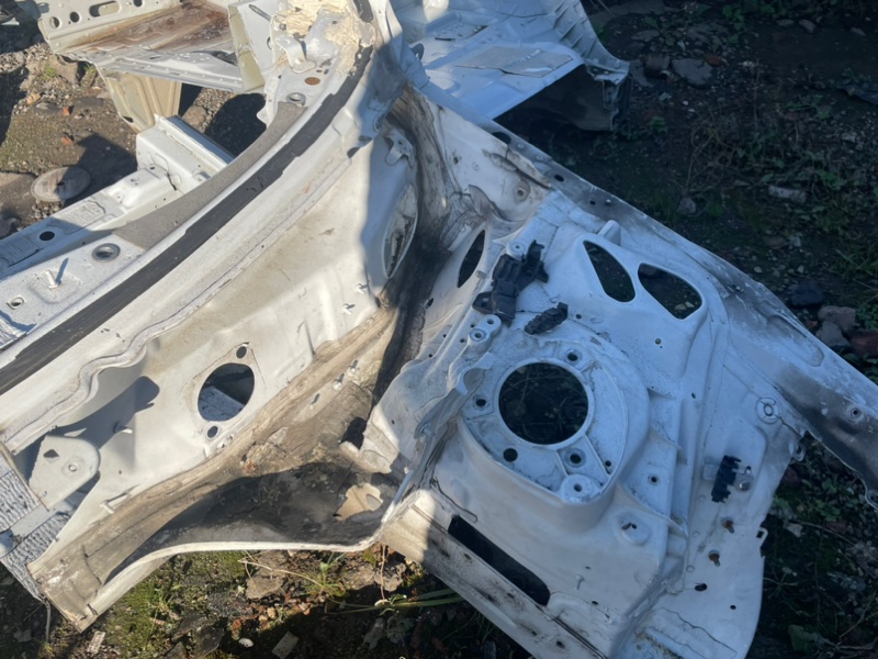 Лонжерон передний левый