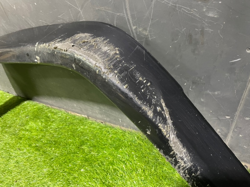 Накладка заднего крыла правого