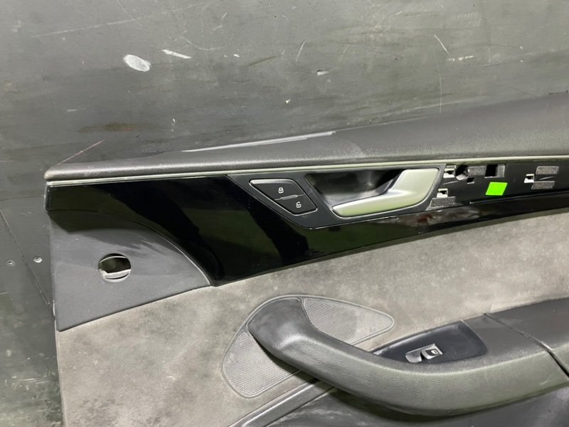 Обшивка двери