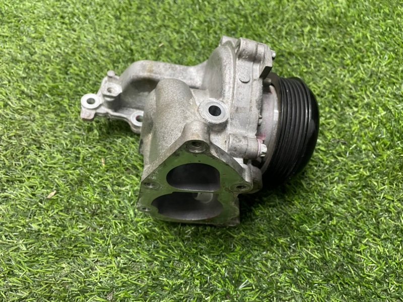 Насос водяной (помпа)