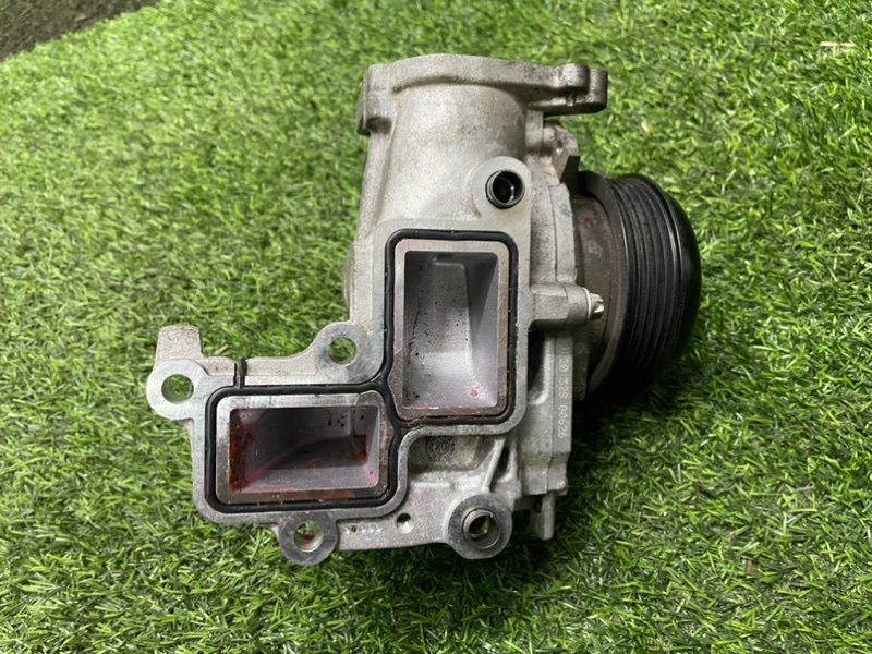 Насос водяной (помпа)