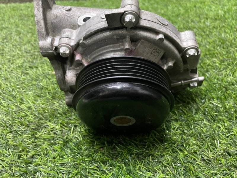 Насос водяной (помпа)